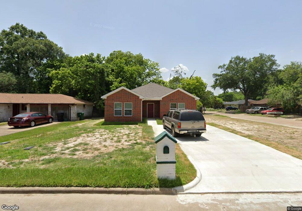 8219 Modley Ct, Houston, TX 77088 - photo 1