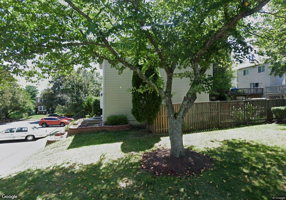 19103 Partridge Wood Dr, Germantown, MD 20874 - photo 1