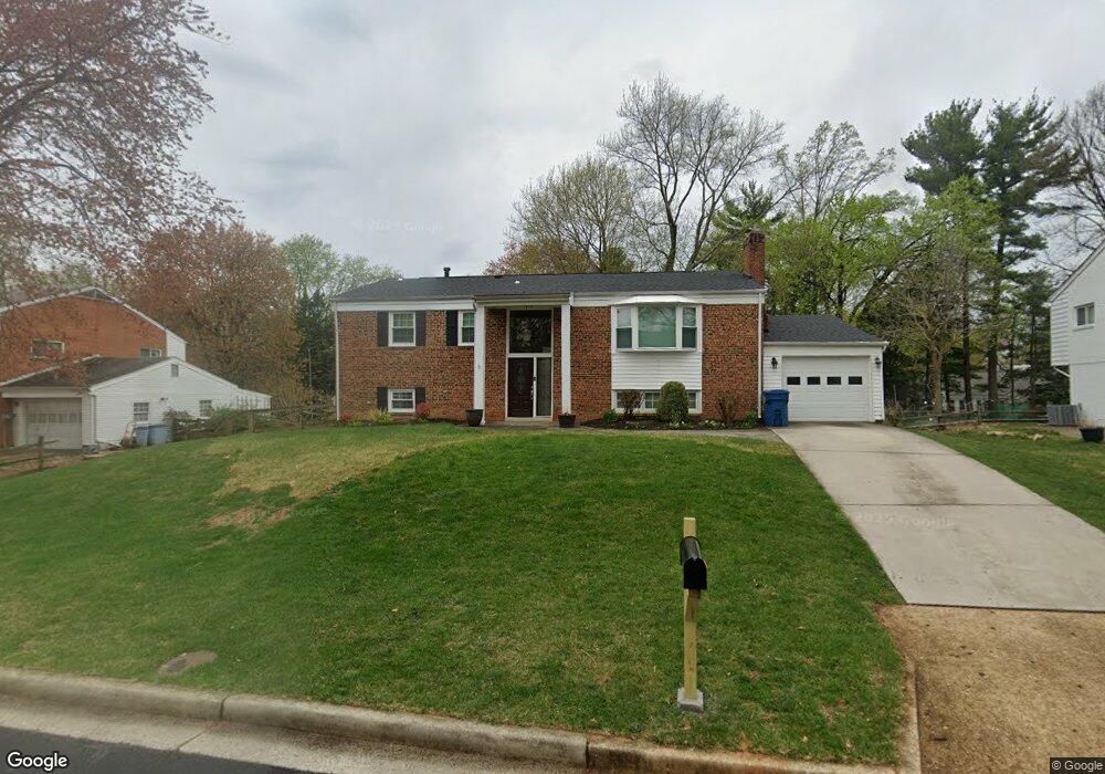 1312 Macbeth St, McLean, VA 22102 - photo 1