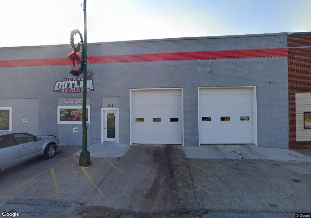 814 W Thomas Ave, Shenandoah, IA 51601 - photo 1