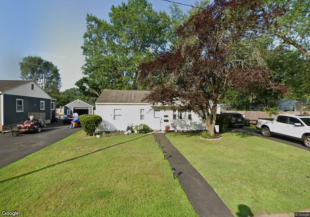 24 Vics Ct, Albany, NY 12205 - photo 1