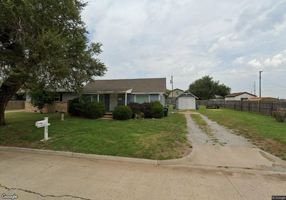 2918 E Maple Ave, Enid, OK 73701 - photo 1