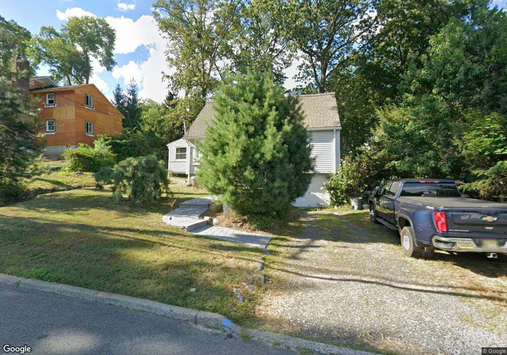 19 Packanack Lake Rd, Wayne, NJ 07470 - photo 1