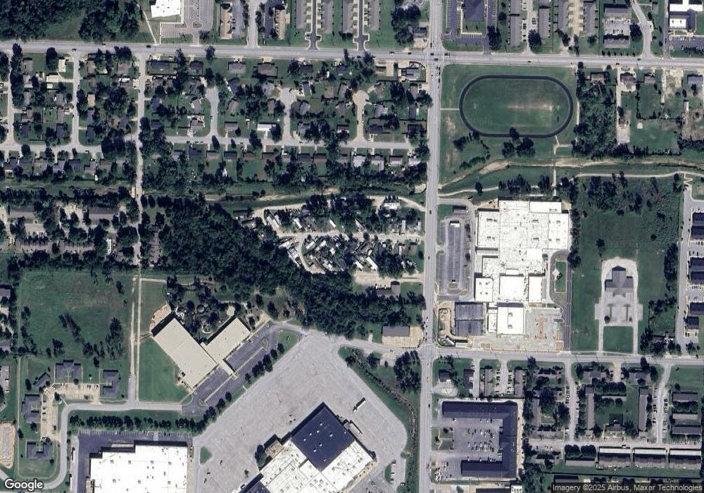 508 N Dixieland Rd, Rogers, AR 72756 - photo 1