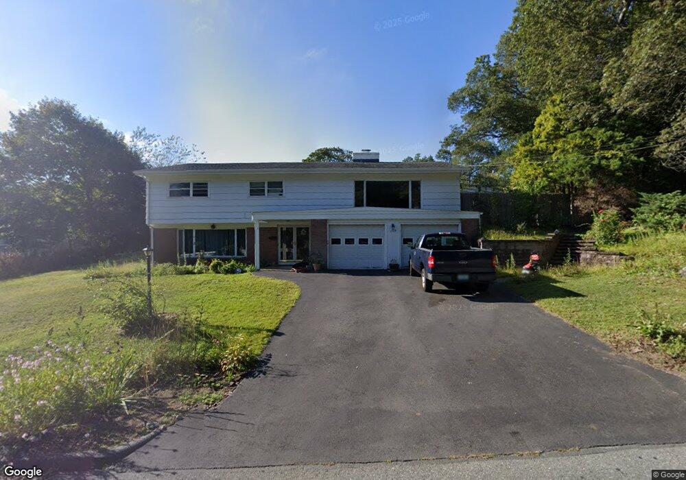 160 Cumberland Rd, Warwick, RI 02886 - photo 1