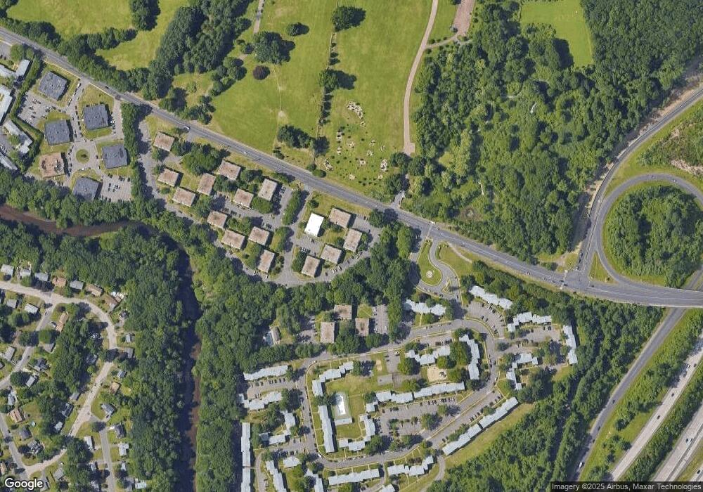 1166 Middle Turnpike W unit C1, Manchester, CT 06040 - photo 1