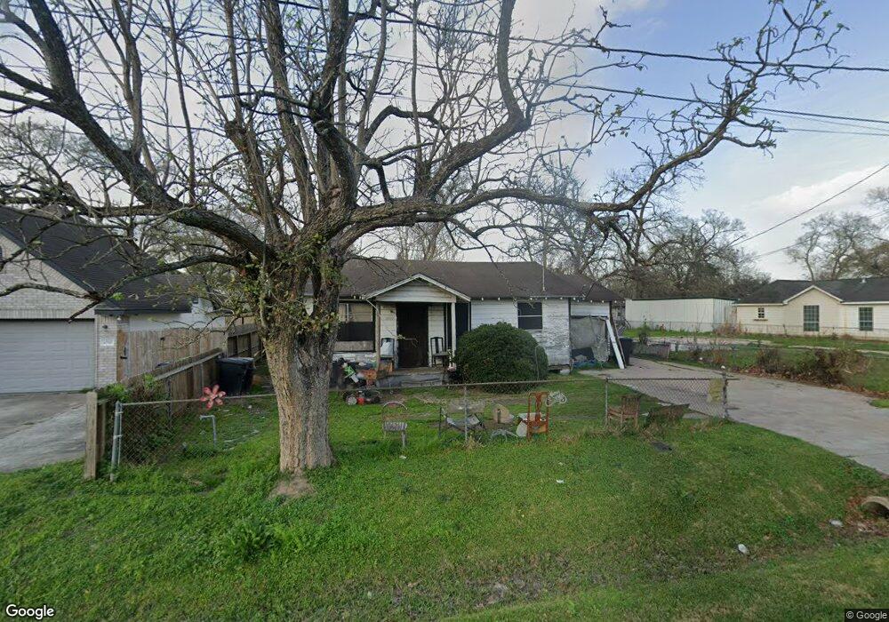 1086 Marjorie St, Houston, TX 77088 - photo 1