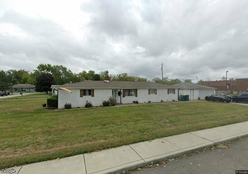 33 Michael Dr, Plainfield, IN 46168 - photo 1