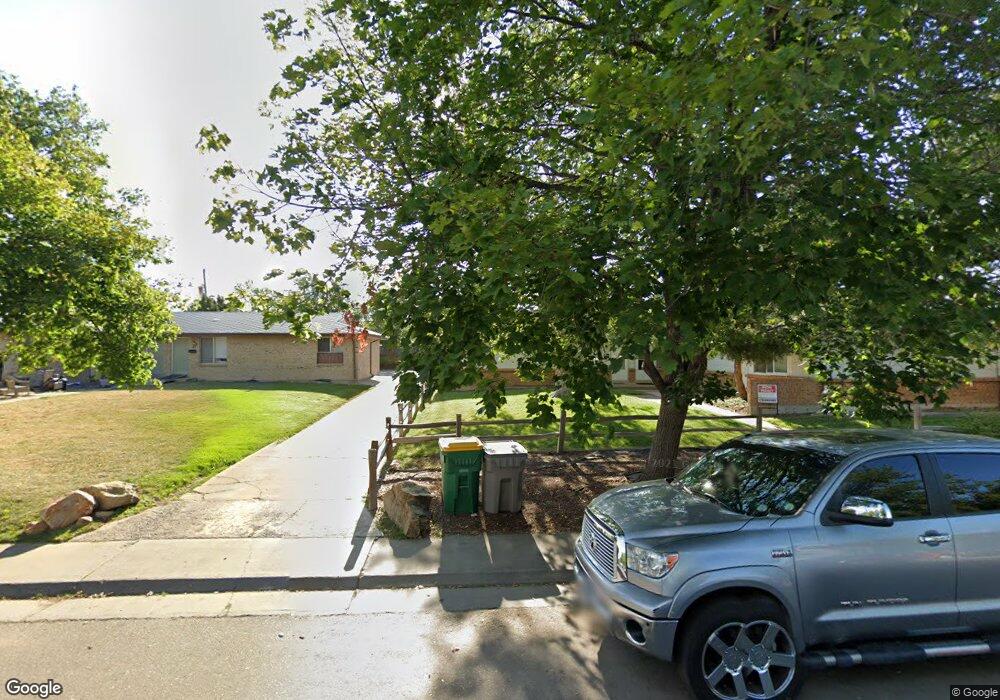 49 Lansing St, Aurora, CO 80010 - photo 1