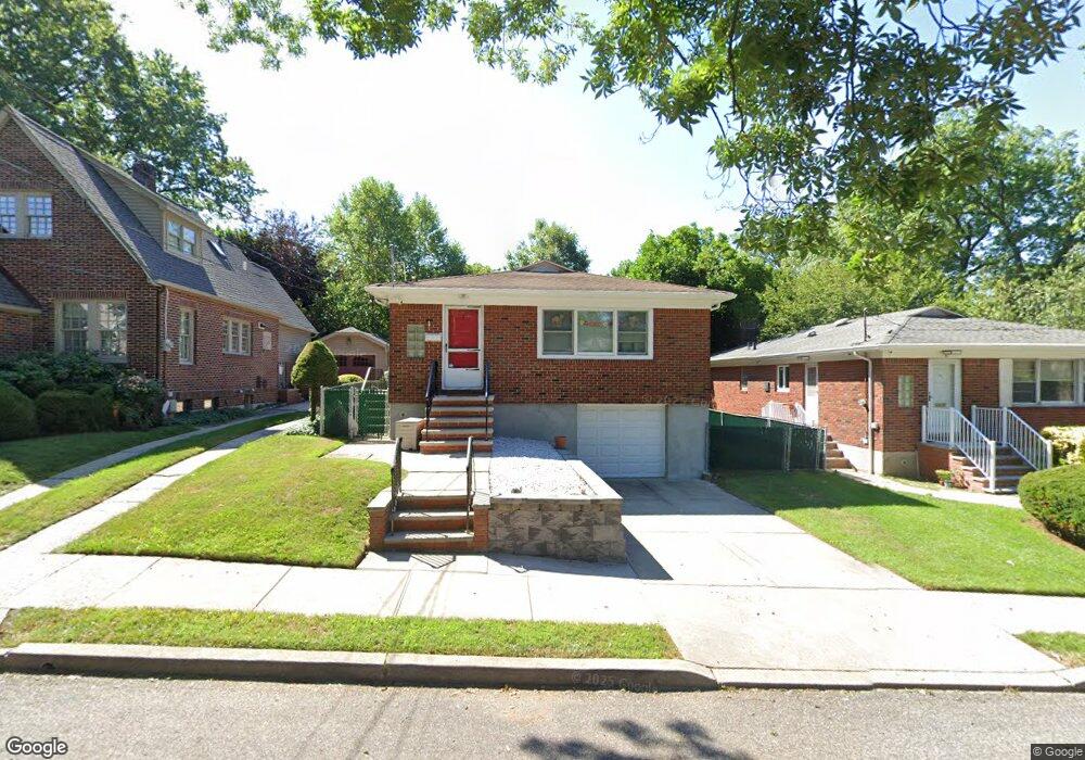 8 Coughlan Ave, Staten Island, NY 10310 - photo 1