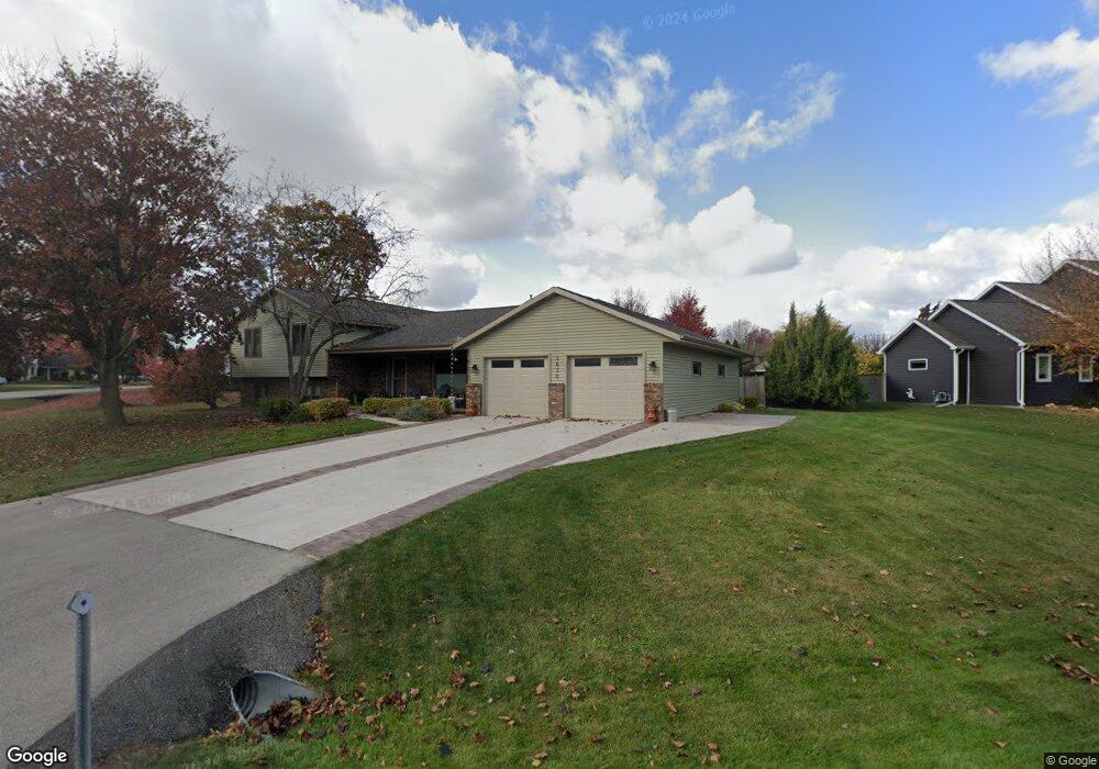 W2830 Schmalz Cir, Appleton, WI 54915 - photo 1