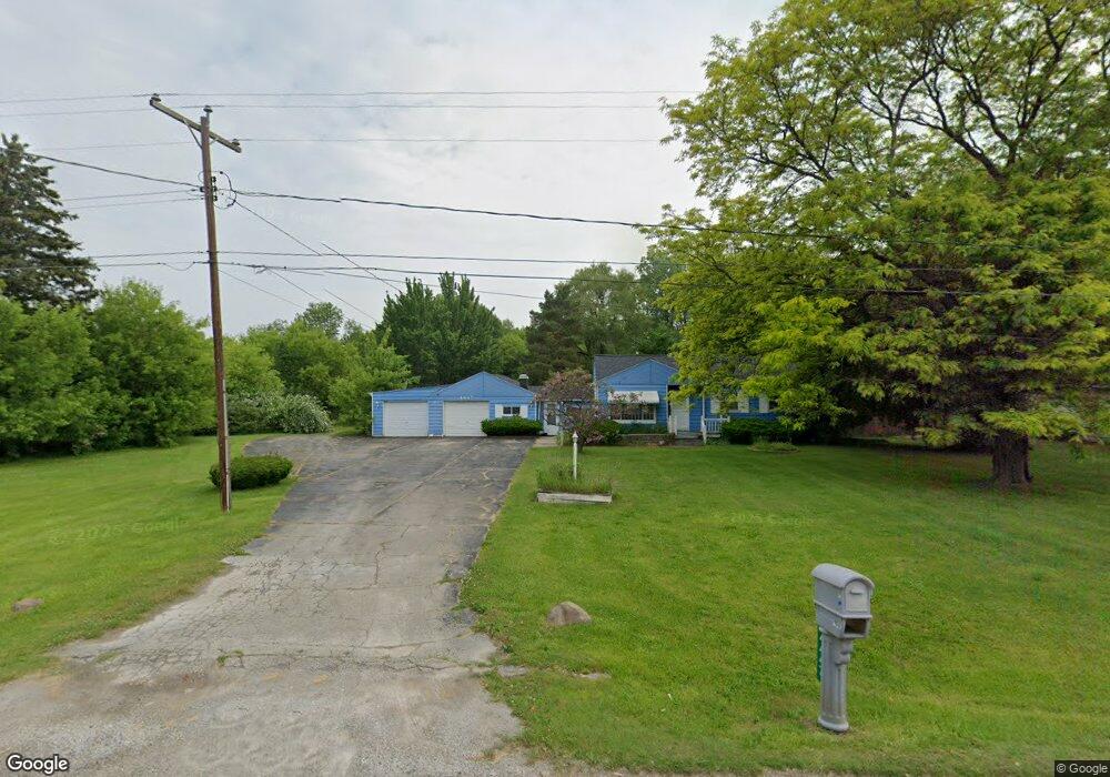 4447 Crosby Rd, Flint, MI 48506 - photo 1