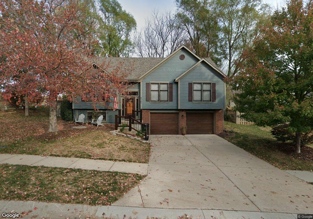 4701 Chouteau St, Shawnee, KS 66226 - photo 1