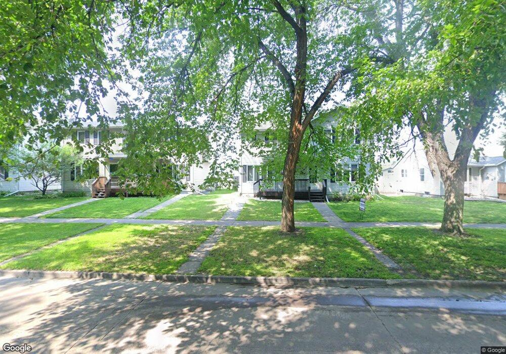 1112 S 12th St unit B, Grand Forks, ND 58201 - photo 1