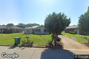 1028 Netherland Ln, Albany, GA 31705