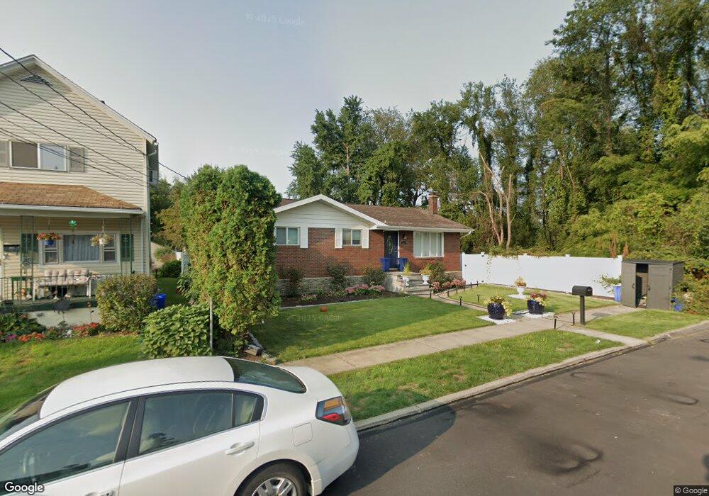 1519 Watson St, Scranton, PA 18504 - photo 1