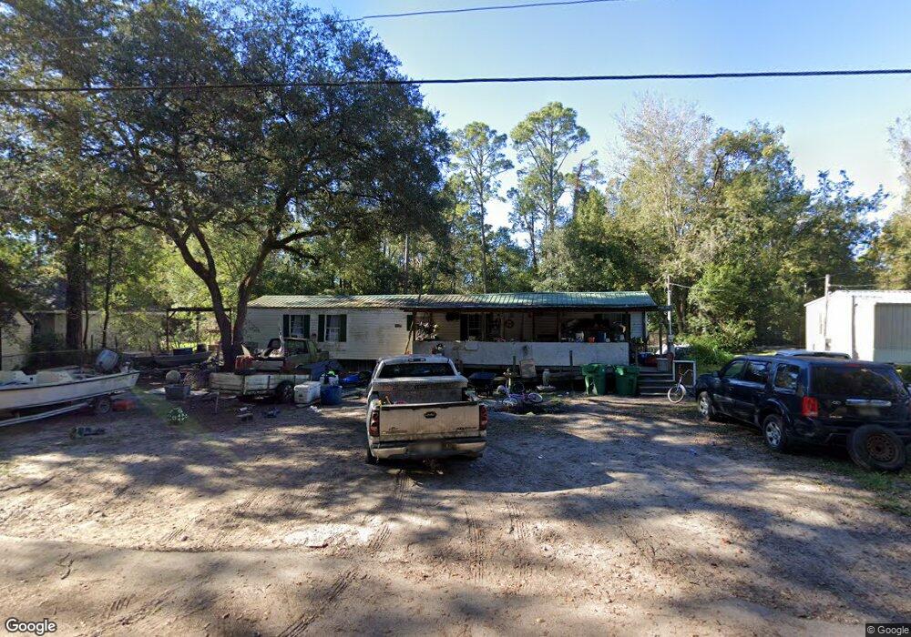 1052 Cypress St SE, Darien, GA 31305 - photo 1