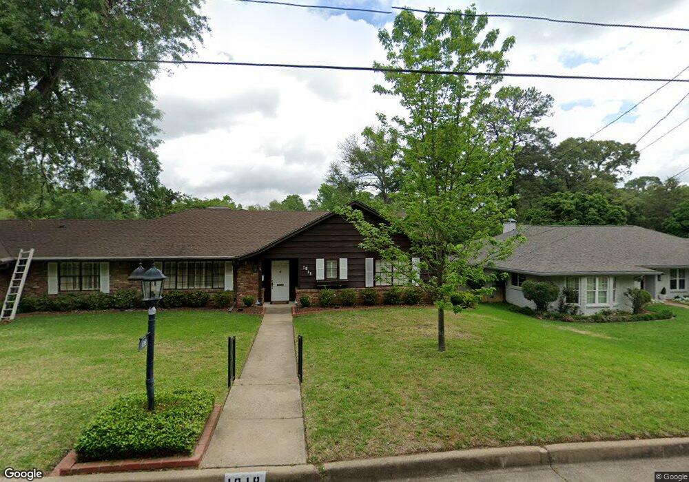 1018 Wilmington Place, Tyler, TX 75701 - photo 1