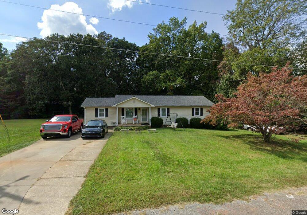 111 Grouse Ct, Statesville, NC 28625 - photo 1