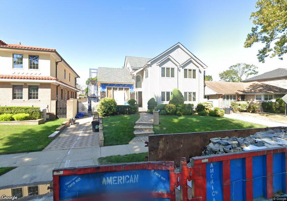 7350 196th Place, Fresh Meadows, NY 11366 - photo 1