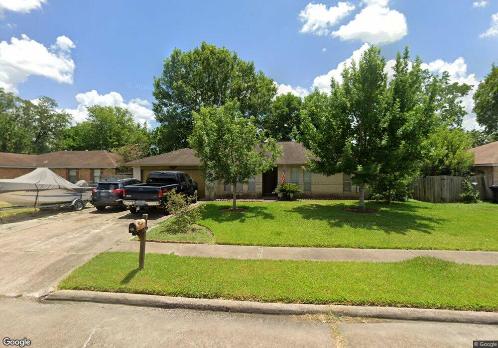 8426 Lettie St, Houston, TX 77075 - photo 1