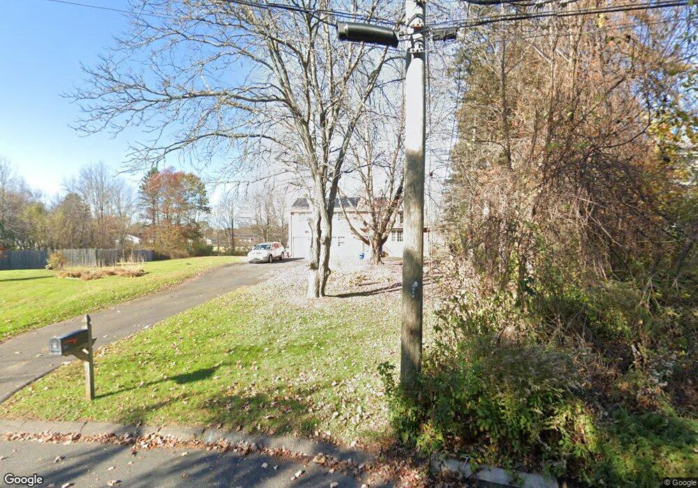 30 Maythorpe Dr, Windsor, CT 06095 - photo 1