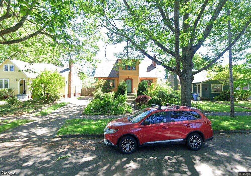 1362 W Broadway, Eugene, OR 97402 - photo 1