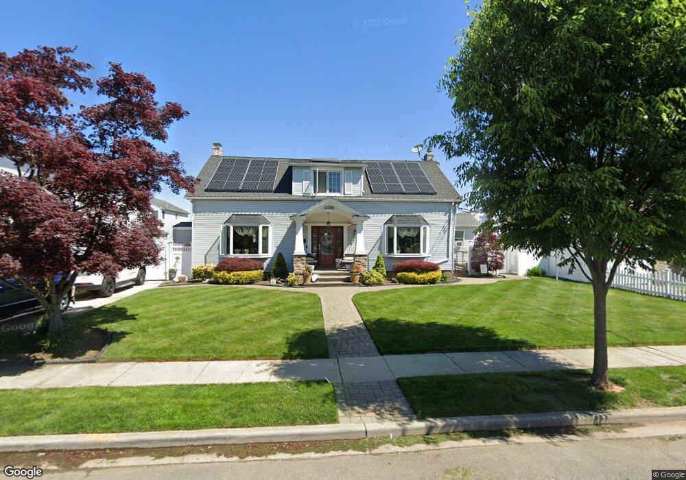 238 Lexington Ave, West Hempstead, NY 11552 - photo 1