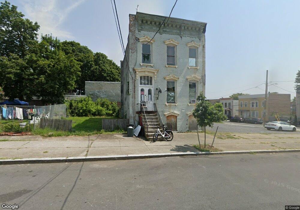 46 Elizabeth St, Albany, NY 12202 - photo 1