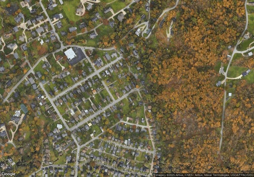 131 Harding Ave, Wheeling, WV 26003 - photo 1