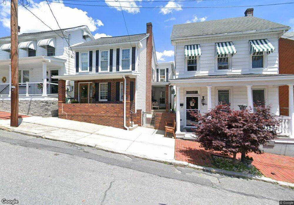 239 N Lehigh St, Tamaqua, PA 18252 - photo 1