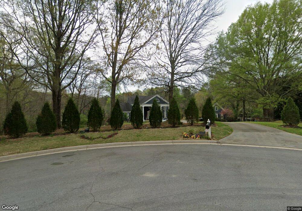 12675 Silver Fox Ct, Roswell, GA 30075 - photo 1