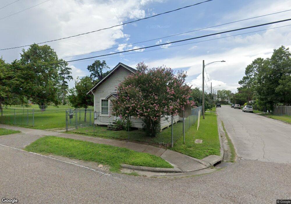 1109 Northwood St, Houston, TX 77009 - photo 1