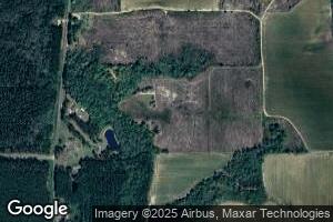 784 Old River Rd, Broxton, GA 31519