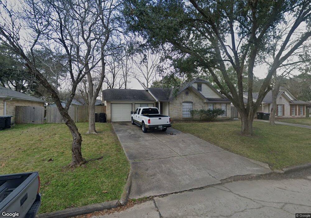 2803 Mockingbird Dr, Alvin, TX 77511 - photo 1