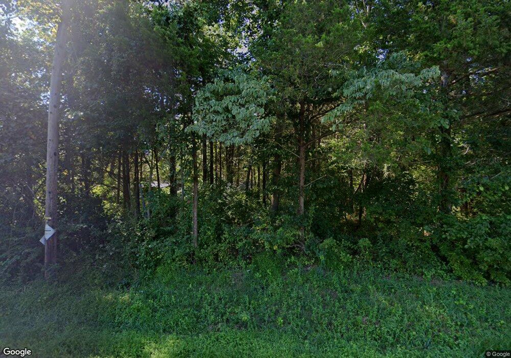 388 Pennington Harbourton Rd, Pennington, NJ 08534 - photo 1