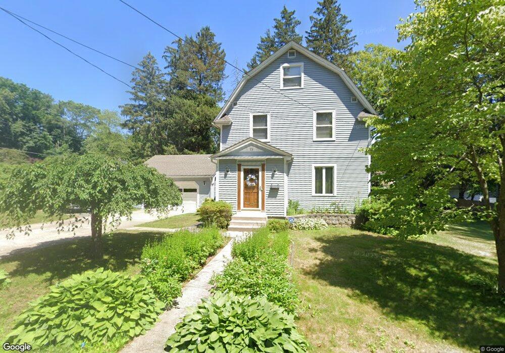 73 Wellington St, Nashua, NH 03064 - photo 1