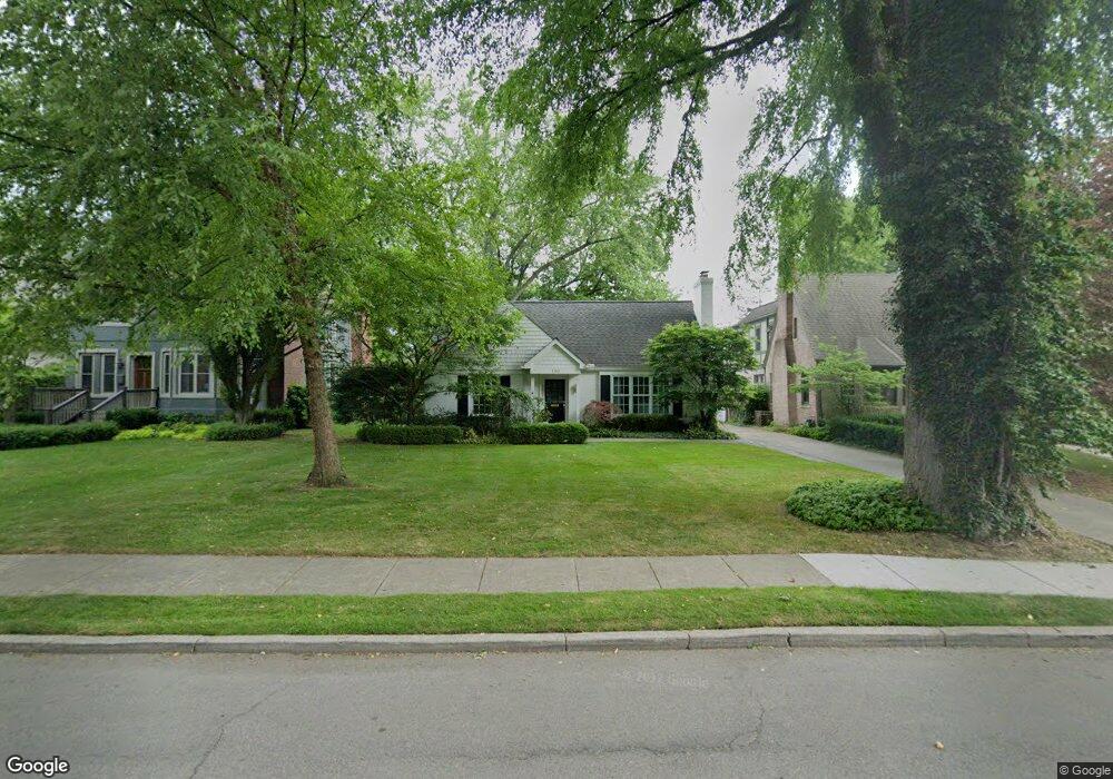 180 Moran Rd, Grosse Pointe Farms, MI 48236 - photo 1