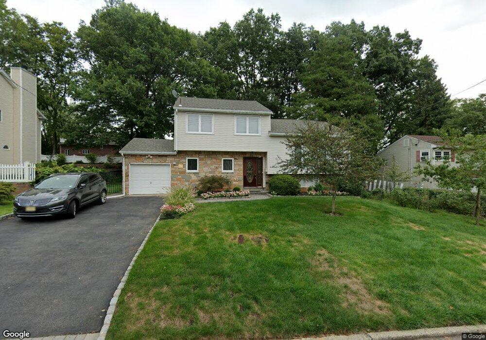 406 Crest Dr, Northvale, NJ 07647 - photo 1