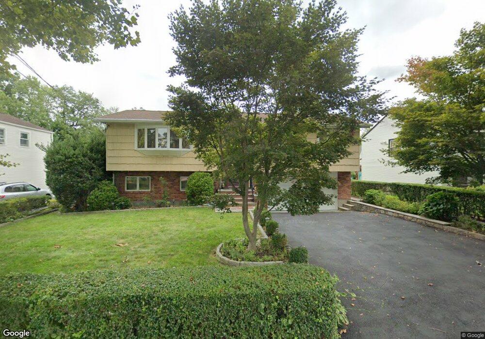 16 Westwood Rd, Yonkers, NY 10710 - photo 1