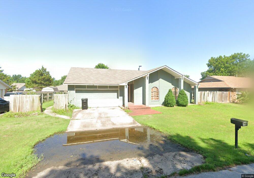 312 N Fir Ave, Broken Arrow, OK 74012 - photo 1