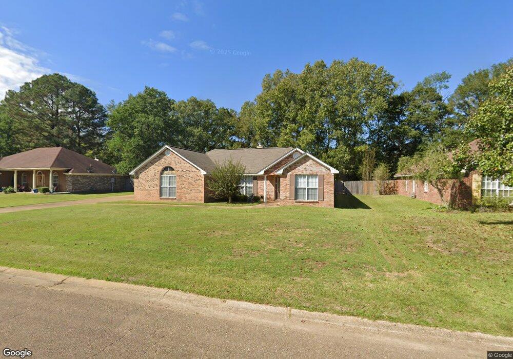 931 Eagles Nest Dr, Byram, MS 39272 - photo 1