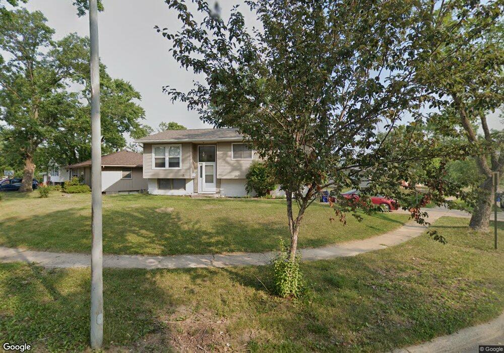 4513 Sugar Pine Dr NE, Cedar Rapids, IA 52402 - photo 1