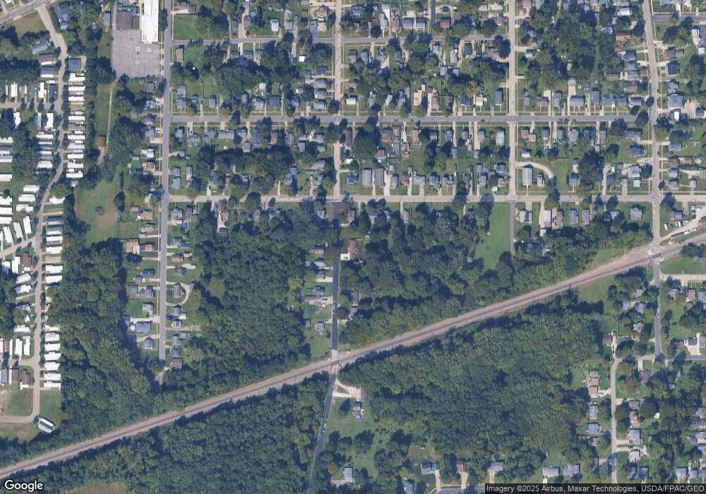 305 Chestnut St, Geneva, OH 44041 - photo 1