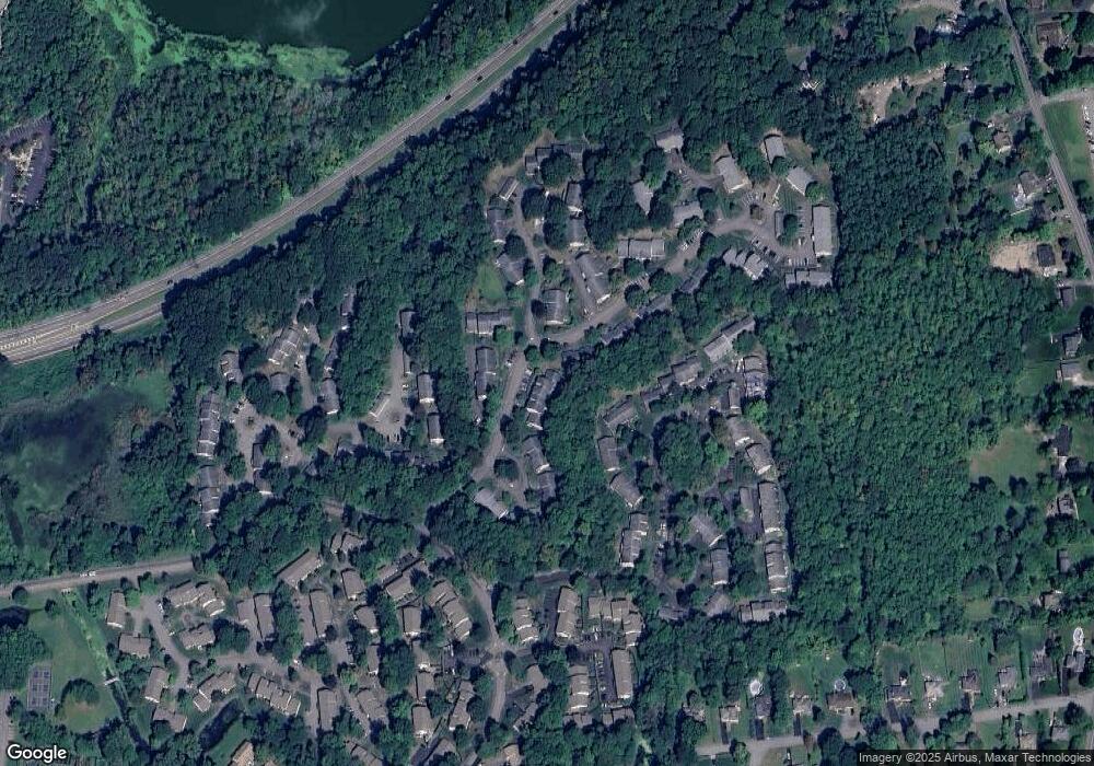 159C Carriage Ct, Yorktown Heights, NY 10598 - photo 1