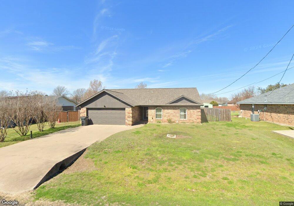 3944 Country Meadows Cir, Granbury, TX 76049 - photo 1