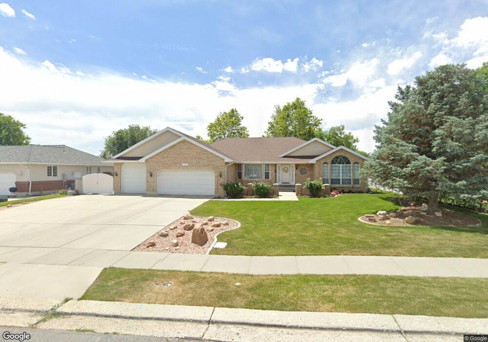 2375 W Hobbs Dr, South Jordan, UT 84095 - photo 1