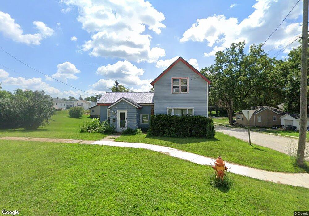 207 W Plum St, West Union, IA 52175 - photo 1