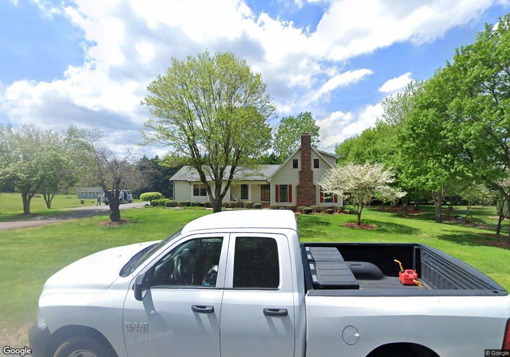 128 Little John Rd, Statesville, NC 28625 - photo 1