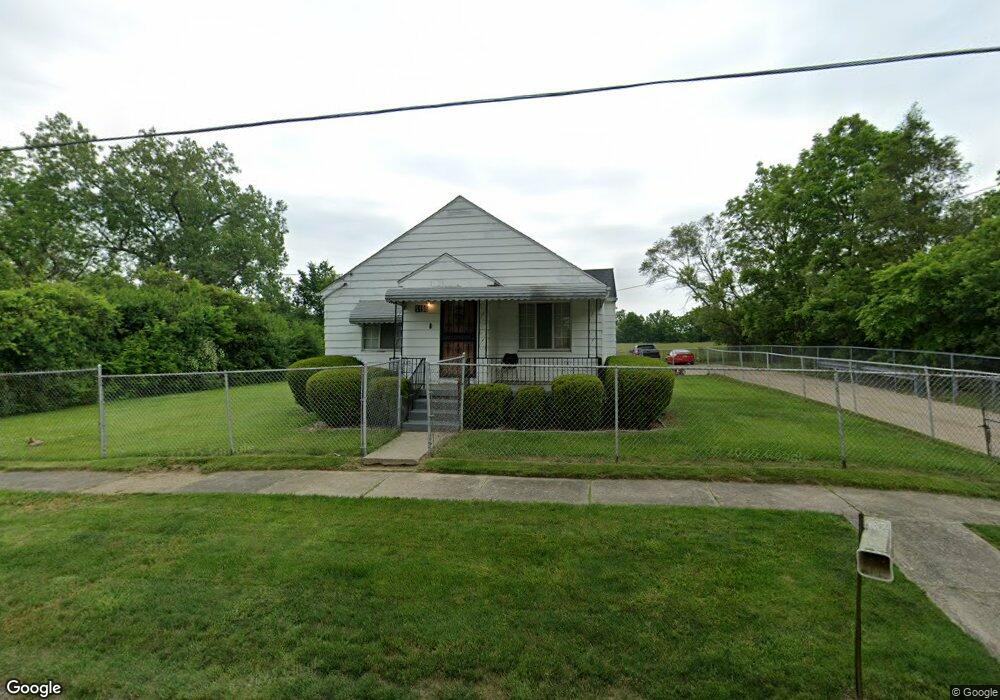 1198 W Downey Ave, Flint, MI 48505 - photo 1